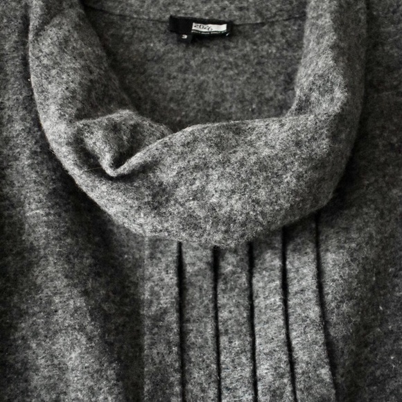 Deux Mill Vingt Six Grey Sweater Dress with Button - Picture 4 of 6